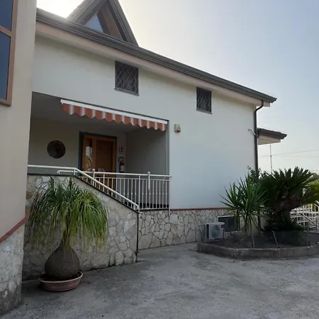 Manto Bed & Breakfast